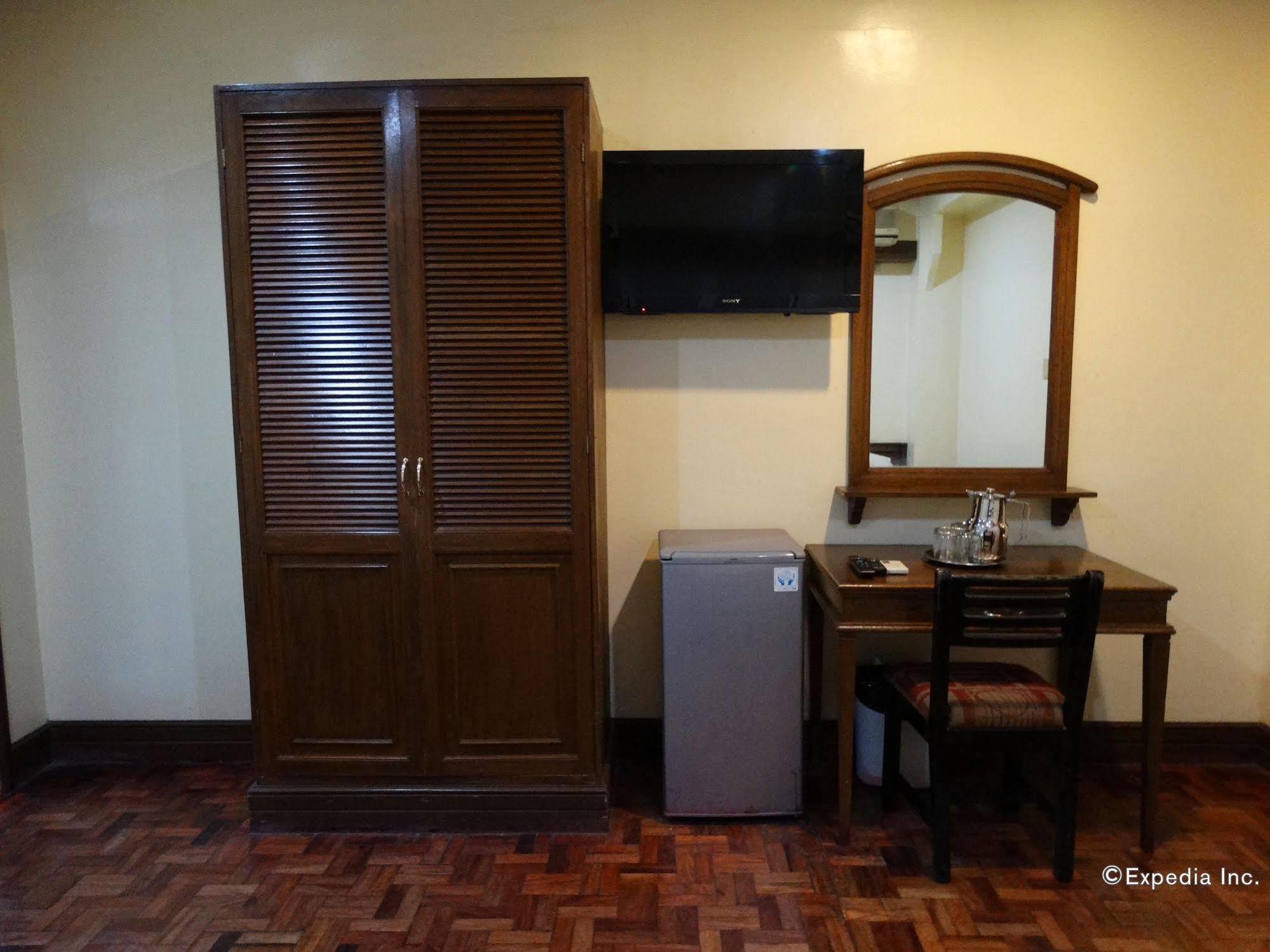 Malate Pensionne Manila Eksteriør bilde