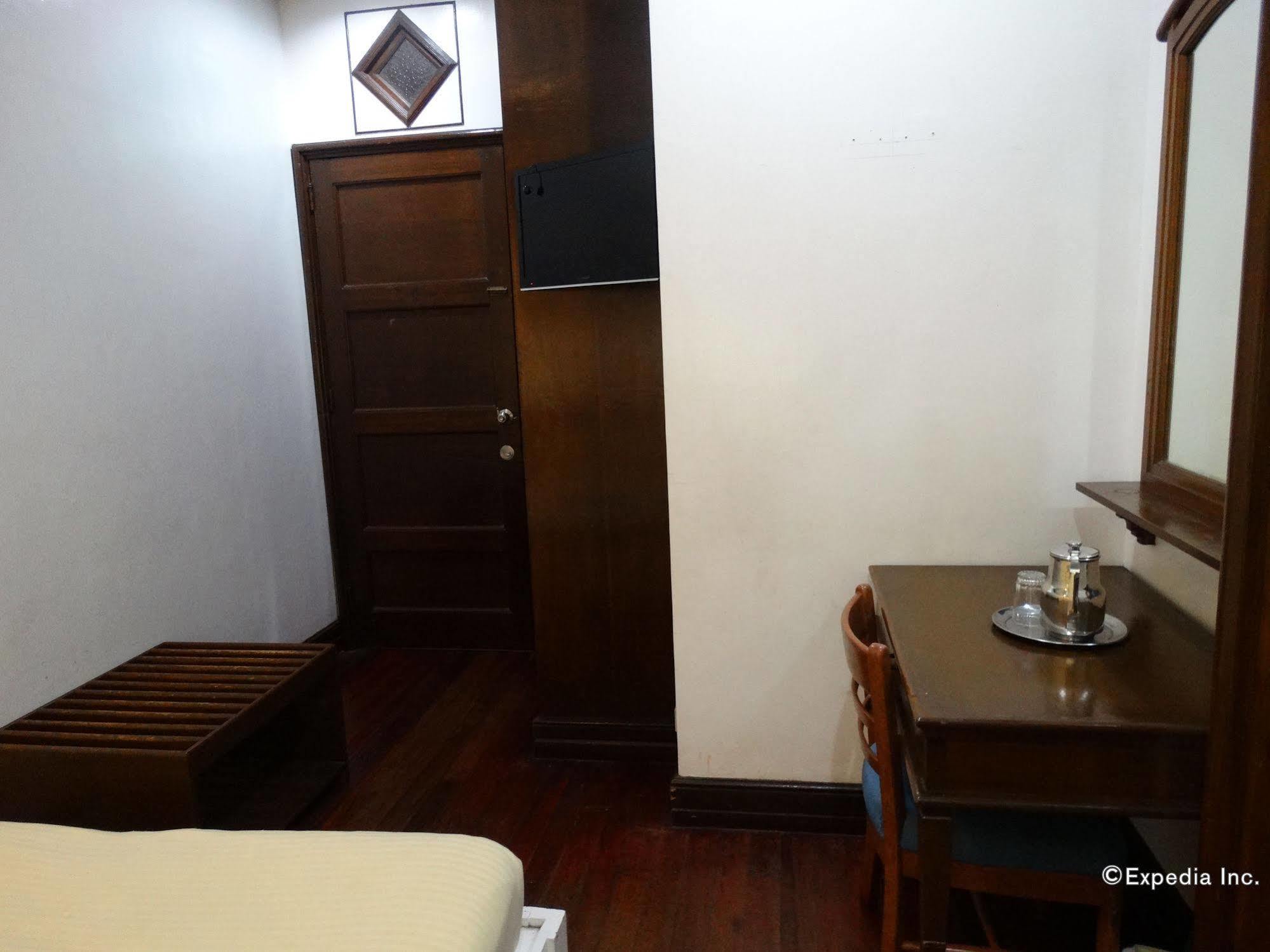 Malate Pensionne Manila Eksteriør bilde